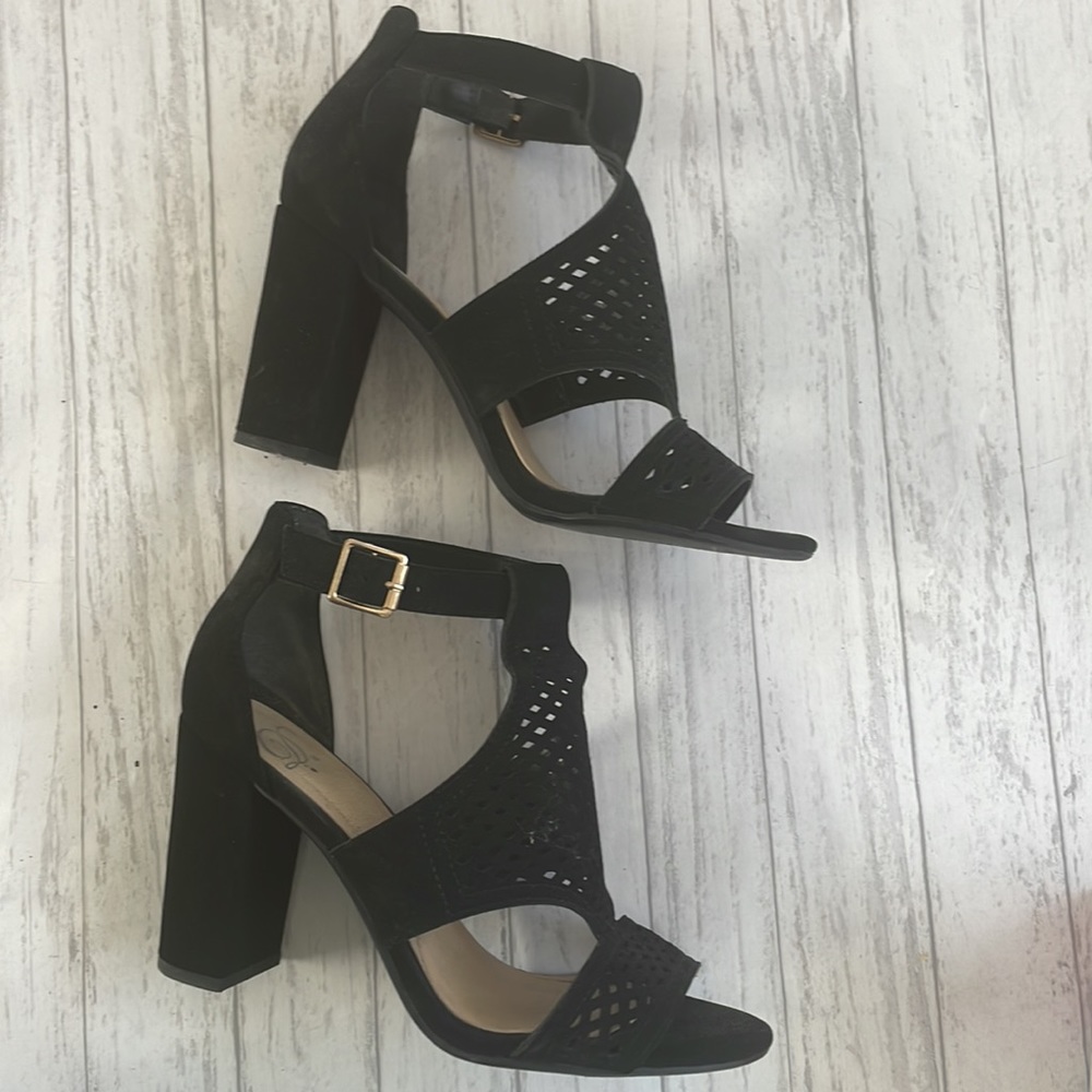 DREAMGIRL Black Chunky Heel Gladiator Heels, Size 8